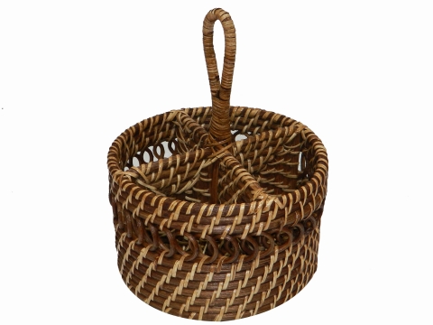 Round rattan flatware caddy with pattern